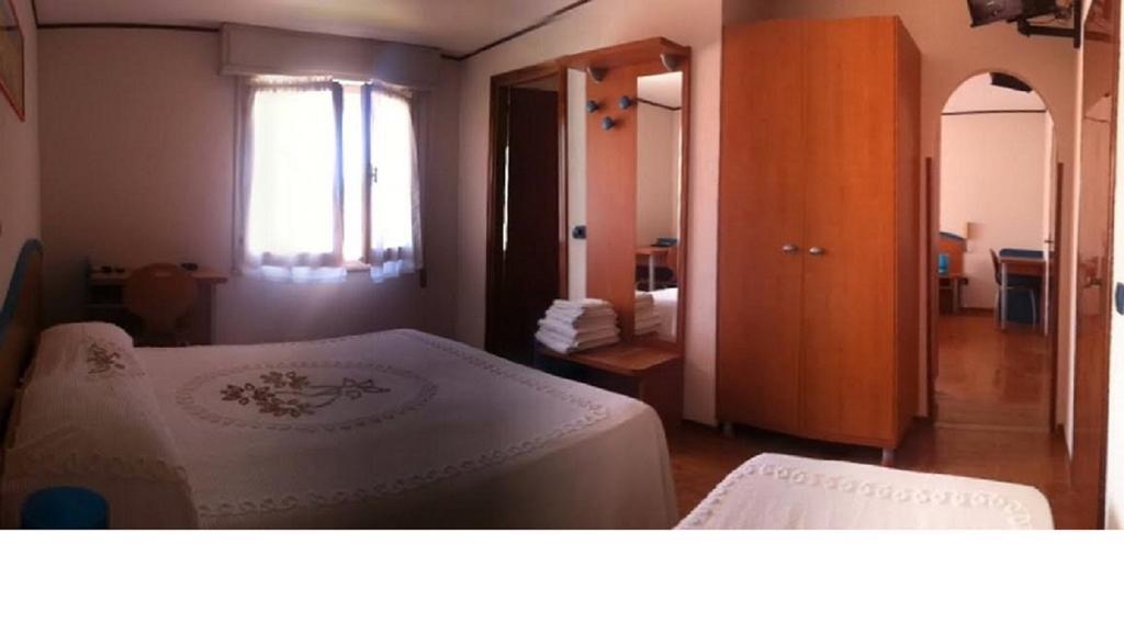 Meuble Lariana Hotell Bellaria-Igea Marina Eksteriør bilde