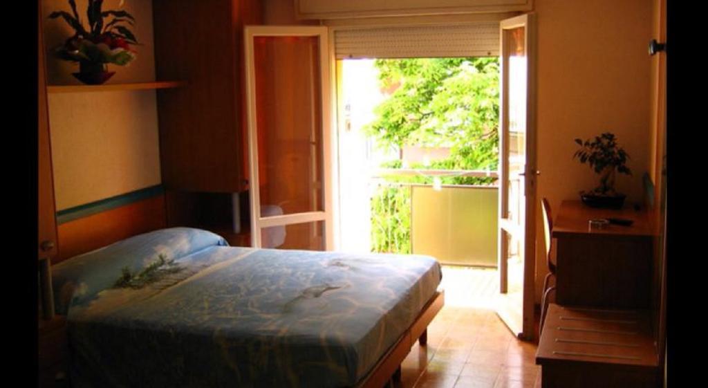 Meuble Lariana Hotell Bellaria-Igea Marina Eksteriør bilde