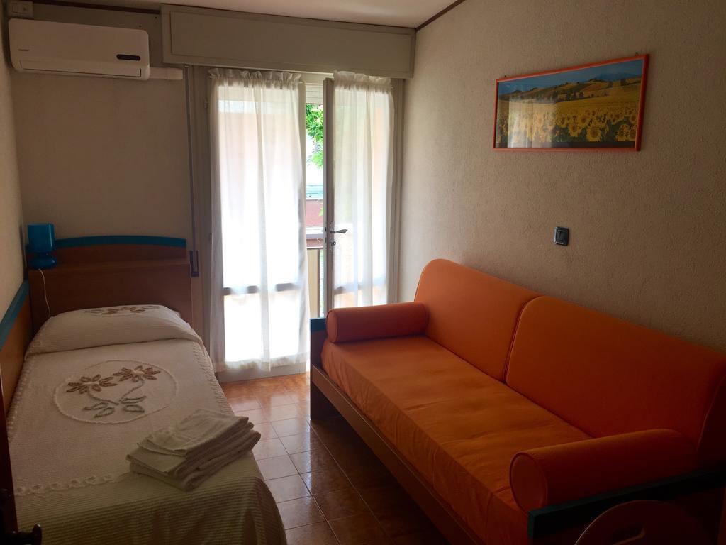 Meuble Lariana Hotell Bellaria-Igea Marina Eksteriør bilde